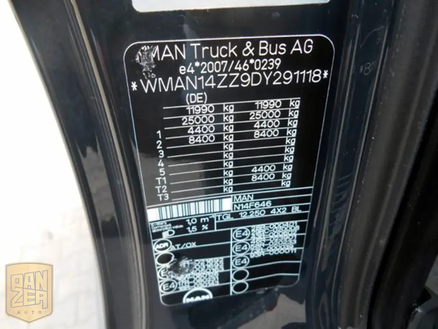 МАН 12.250, 2012г, фургон 47м3, гидролифт, 6 цилиндров - фото 9
