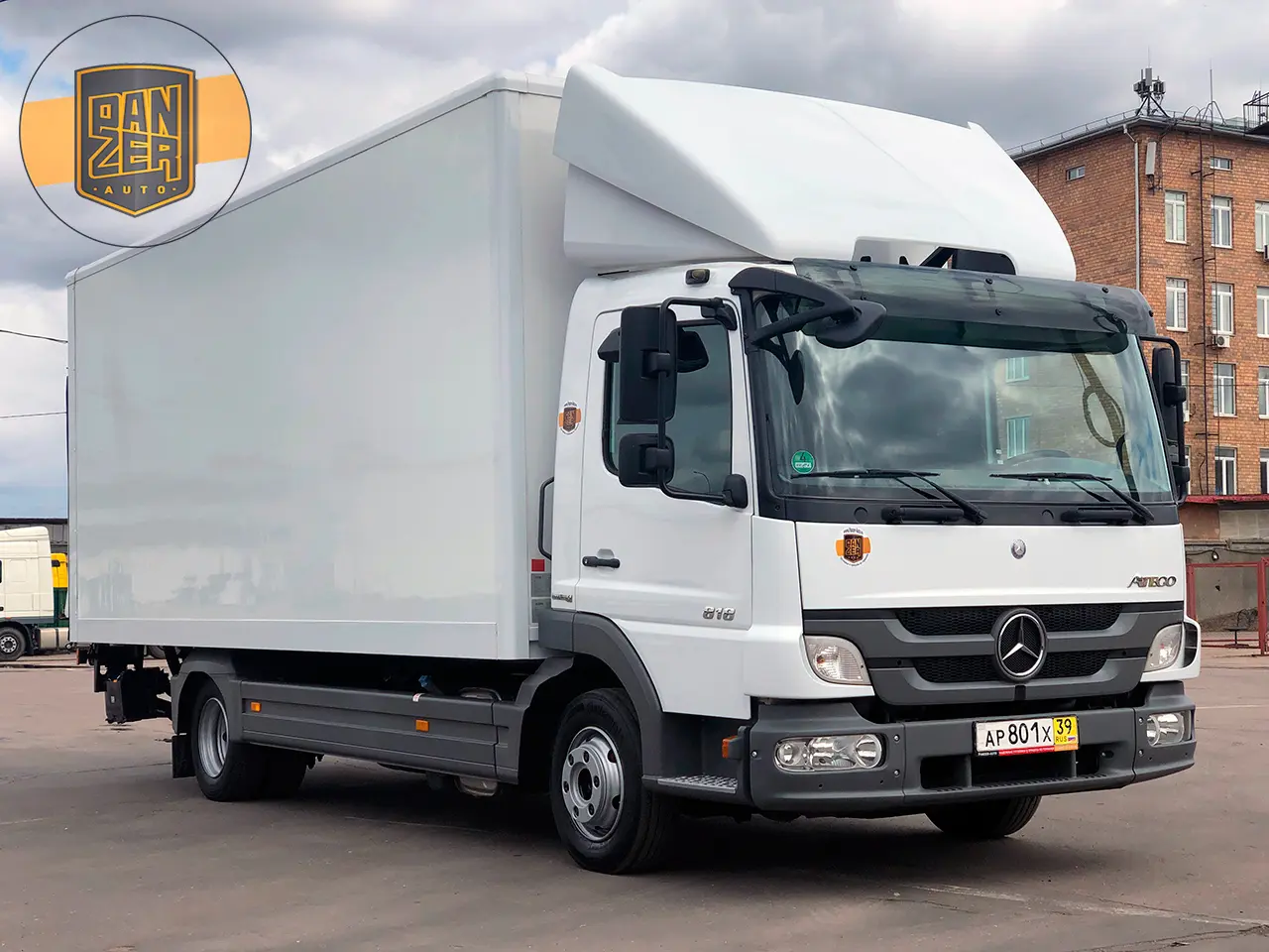 Mercedes Atego 818 L, фургон 36 кубов, 2013 год, гидроборт - фото 8