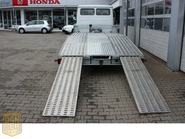 Эвакуатор Mercedes Vario 818, 2011 г, сдвоенная кабина, лебедка, состояние нового - фото 3
