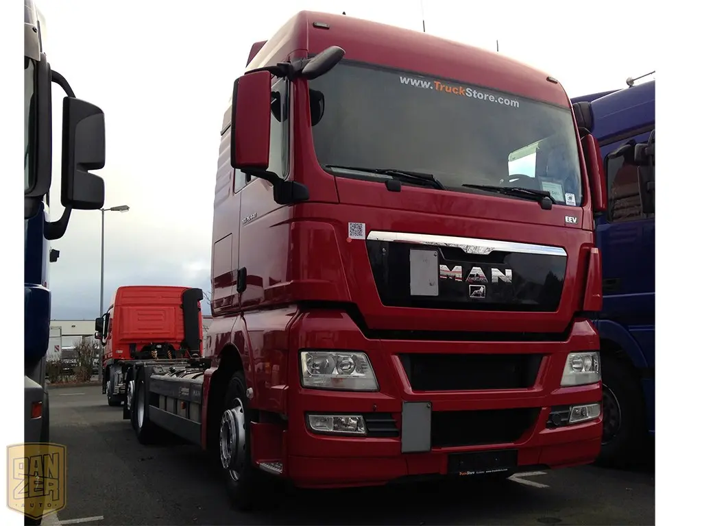 MAN TGX 26.440, шасси 6х2, 2011г, гидролифт складной, гидравлика, макс. комплектация - фото