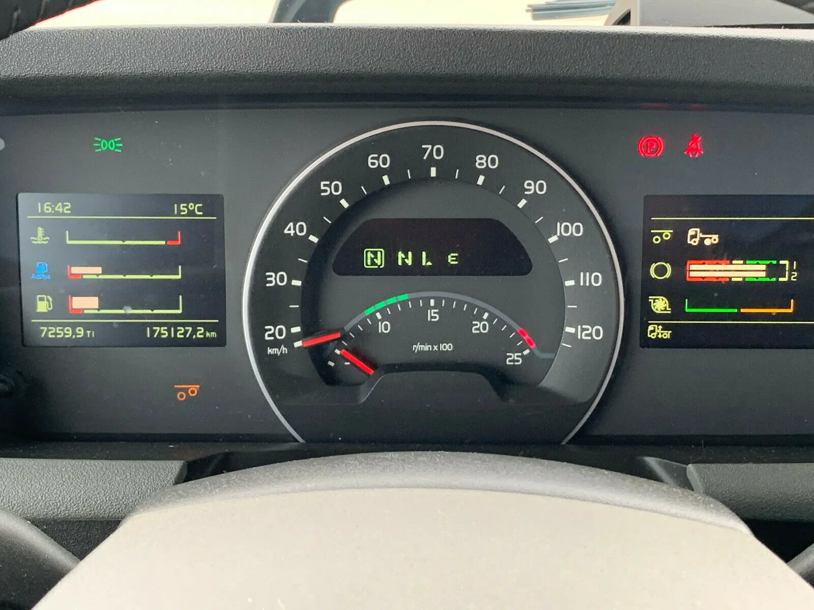 Тягач Volvo FH 500, 2020 год, 6х2, заводской ADR, Globetrotter XL, без пробега по РФ - фото-детальных 14