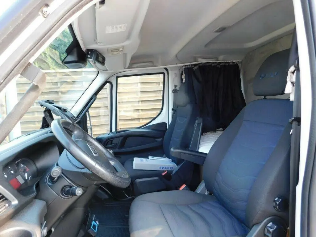 Рефрижератор Iveco Daily 70C18, 01/2018 г, спальная кабина, 21 куб, полная масса 7000 кг, без пробега по РФ - фото 3