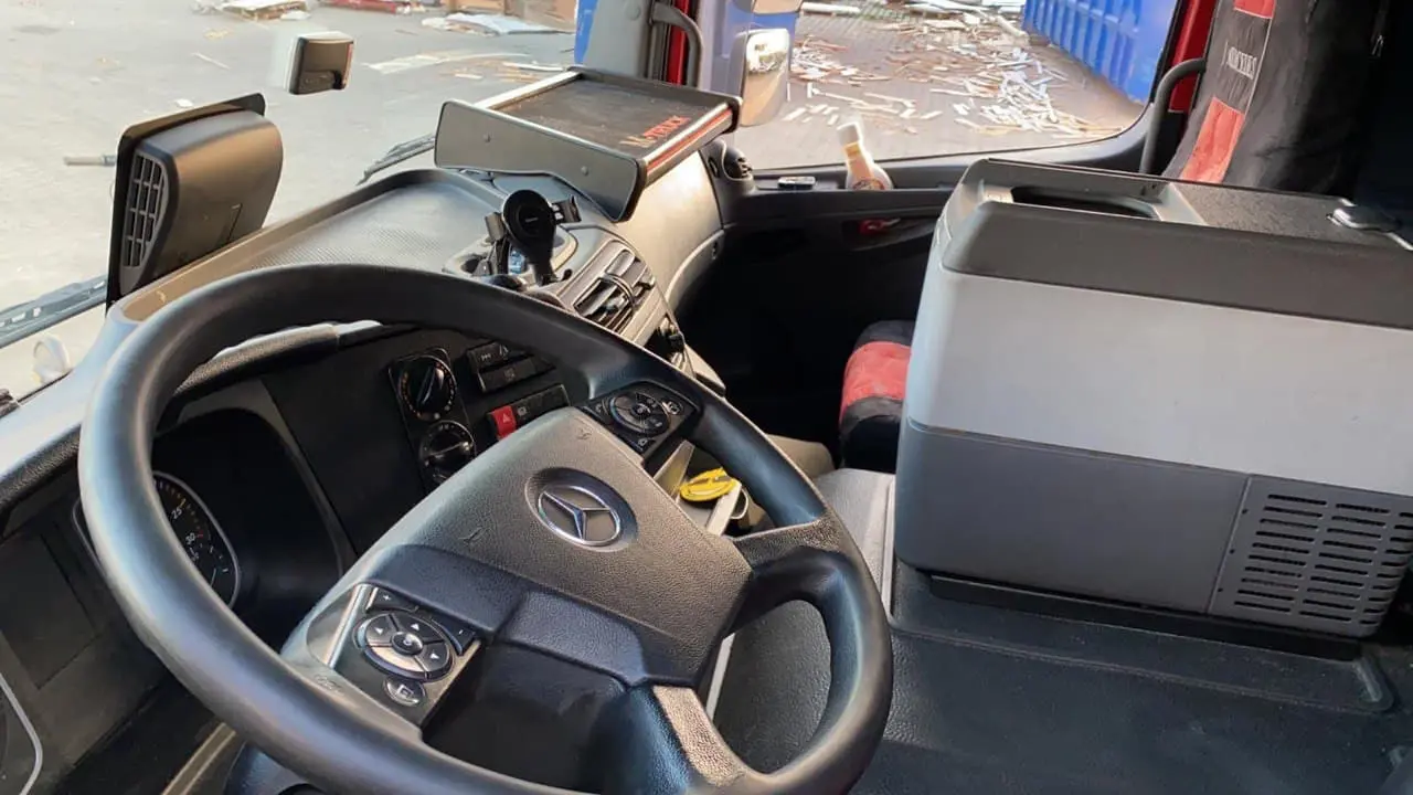 Автопоезд фургон 115 м3, Mercedes Atego 1227 L, 2016 год, г/п 11 тонн - фото 3