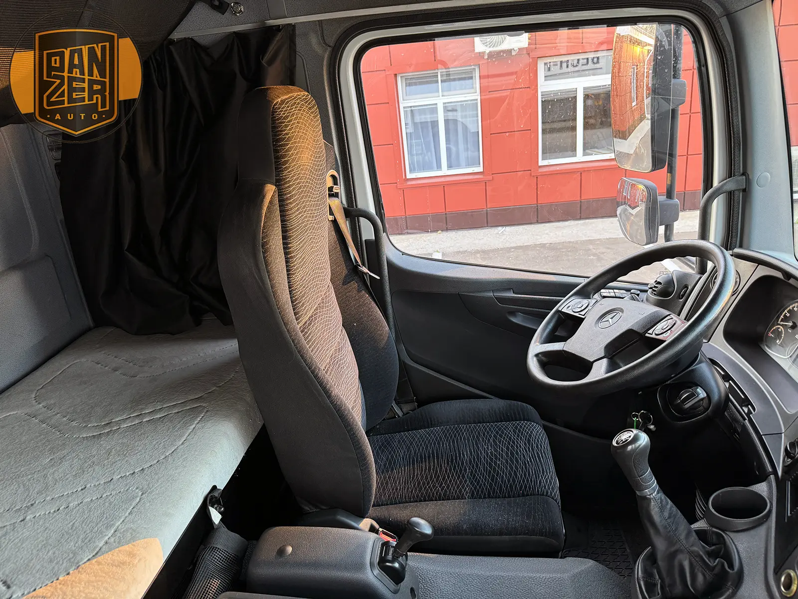 mercedes-benz atego 1230, фургон 18 палет, гидроборт 6