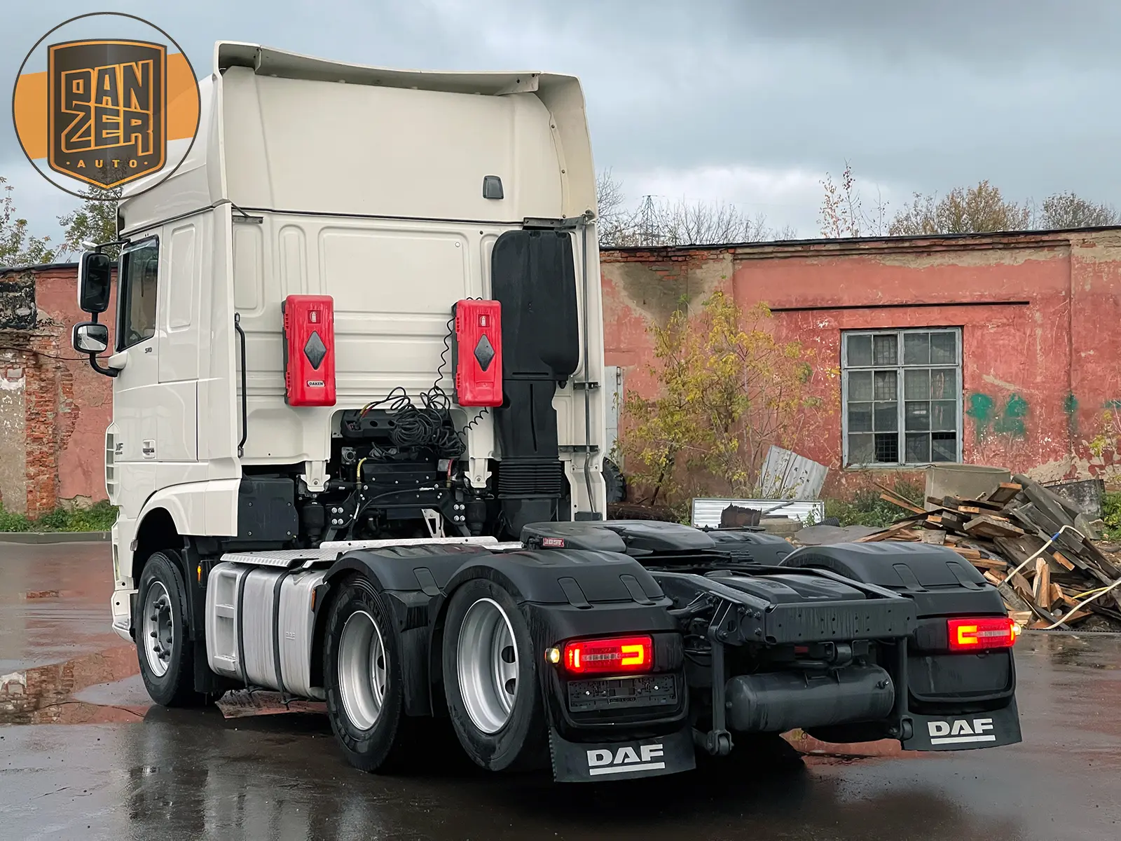 daf xf 510 тягач 6х2, задняя спарка, кабина суперспейс