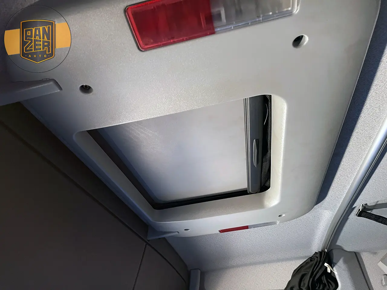 MAN TGX 26.440, 6х2, 2015 год, БДФ контейнеровоз, г/п 16 тонн, без пробега по РФ - фото 34