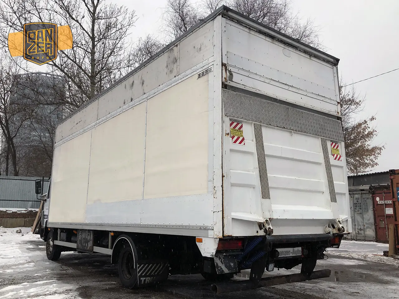 Мерседес 817, фургон 46м3, гидролифт, пневмоподвеска - фото