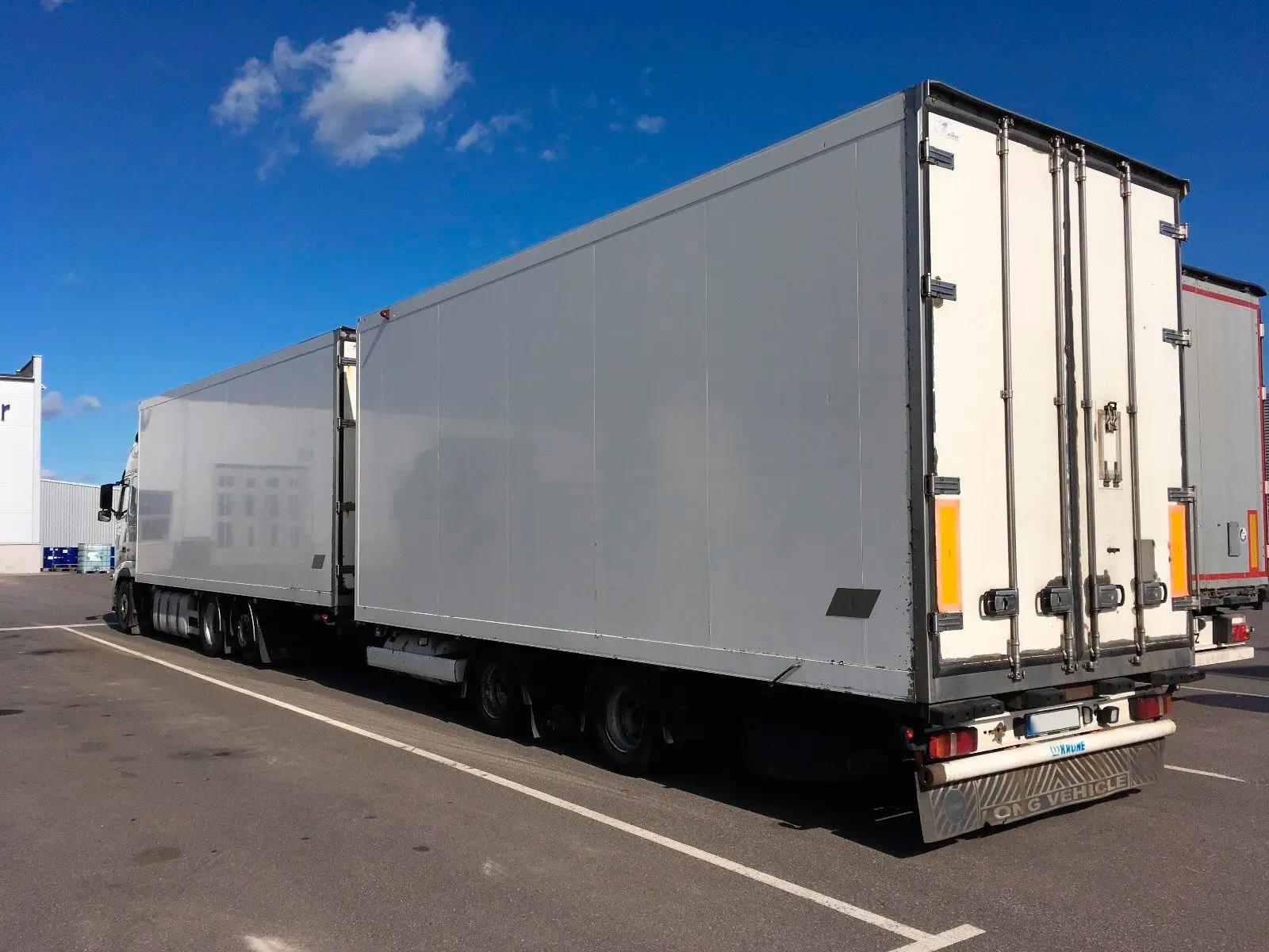 Автопоезд-рефрижератор Volvo FH460 + Krone, 2012 год, г/п 30 тонн - фото 2