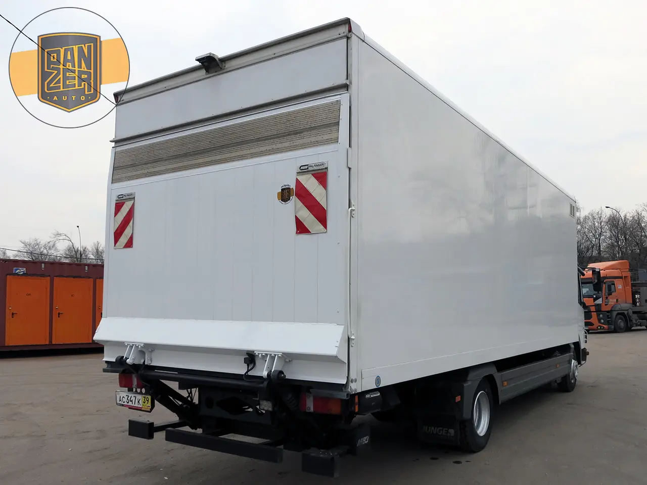Mercedes Atego 818 L, изотермический фургон 7.3 м, 2012 г, гидроборт - фото