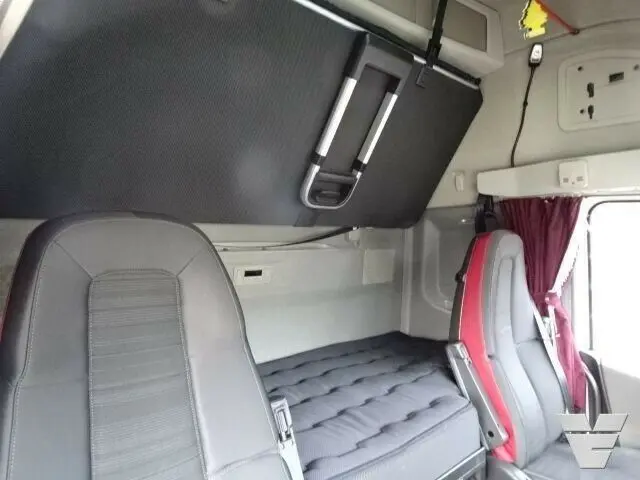 Тягач Volvo FH 540, 6х2, Globetrotter XL, двускатный ленивец сзади, без пробега по РФ - фото-детальных 8