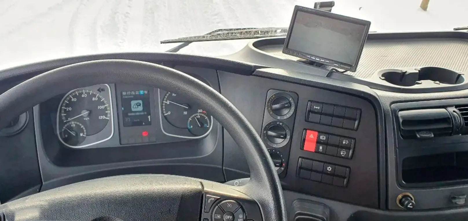 Mercedes Atego 1227 L NEW, 2015 год, фургон 43 м3, гидролифт, без пробега по РФ - фото 4