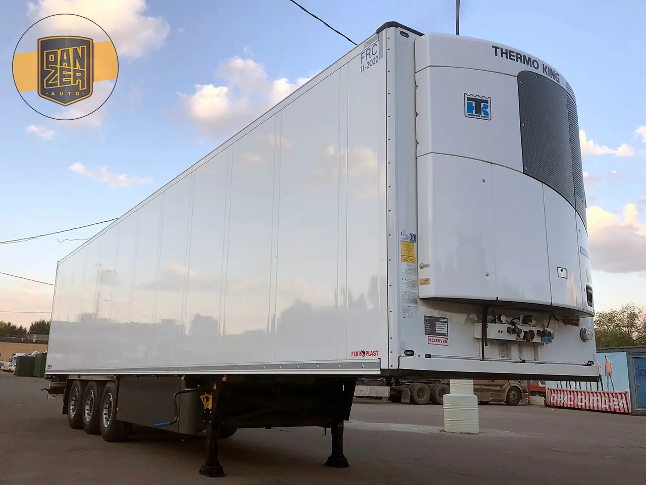 Полуприцеп рефрижератор Schmitz SCB, 2018 г, установка Thermo-King - фото 3