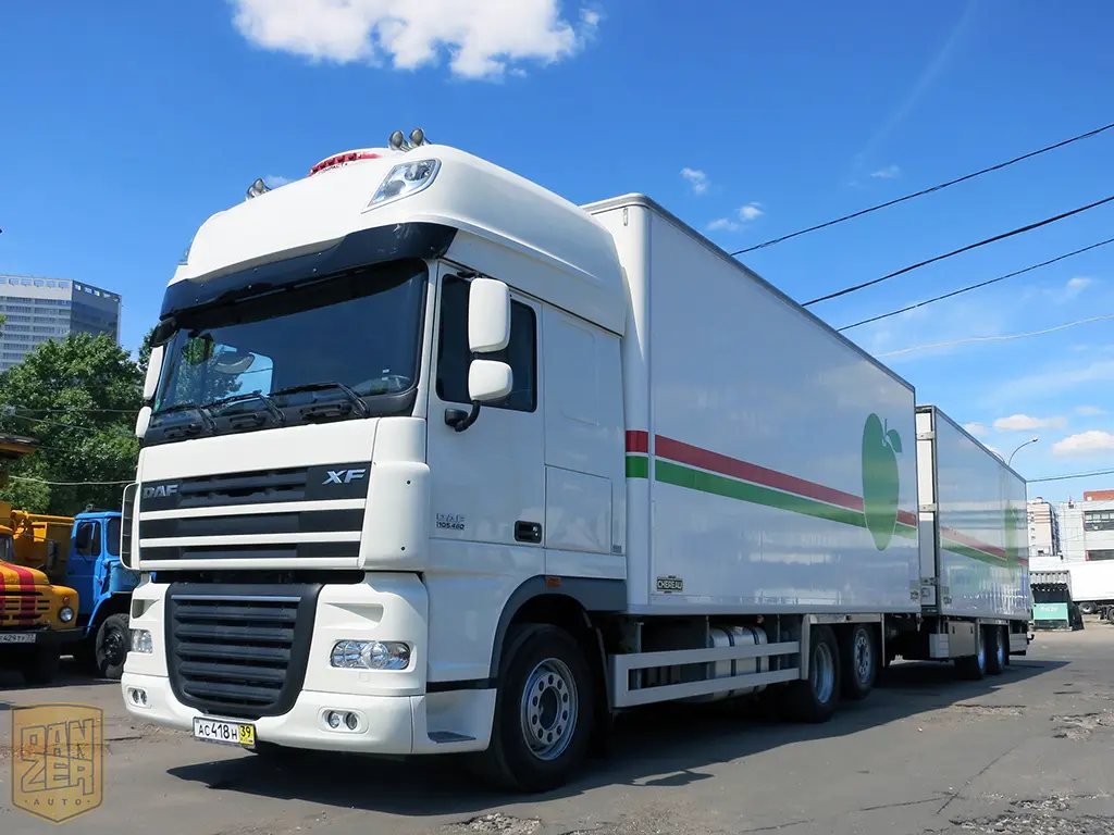 Автопоезд изотермический DAF XF 105.460 SSC, 2011 год, 107 м3 - фото 5