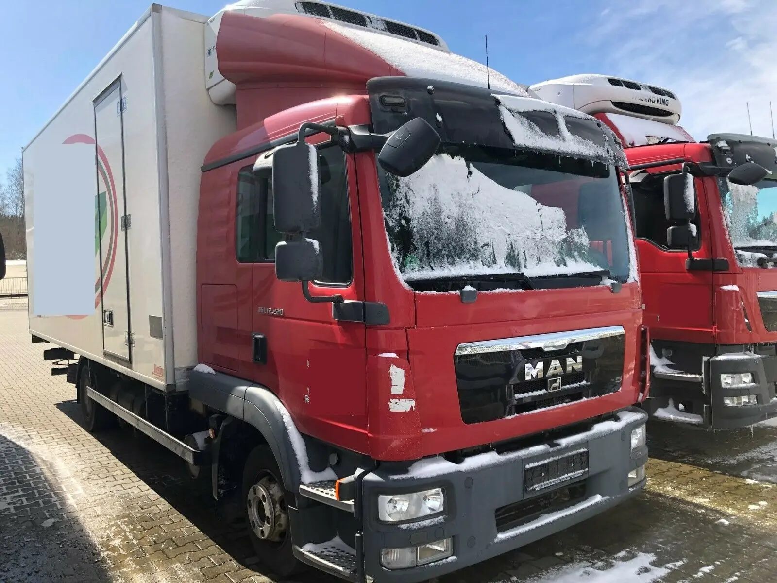 MAN TGL 12.220 BL, рефрижератор 36 м3, спальная кабина, без пробега по РФ - фото 3