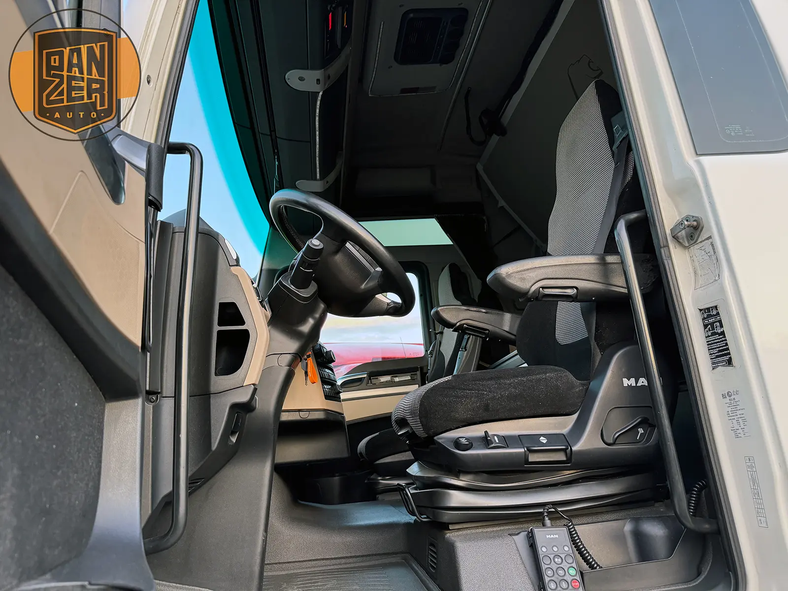 man tgx 18.500 седельный тягач, 2018 год, xxl кабина 3