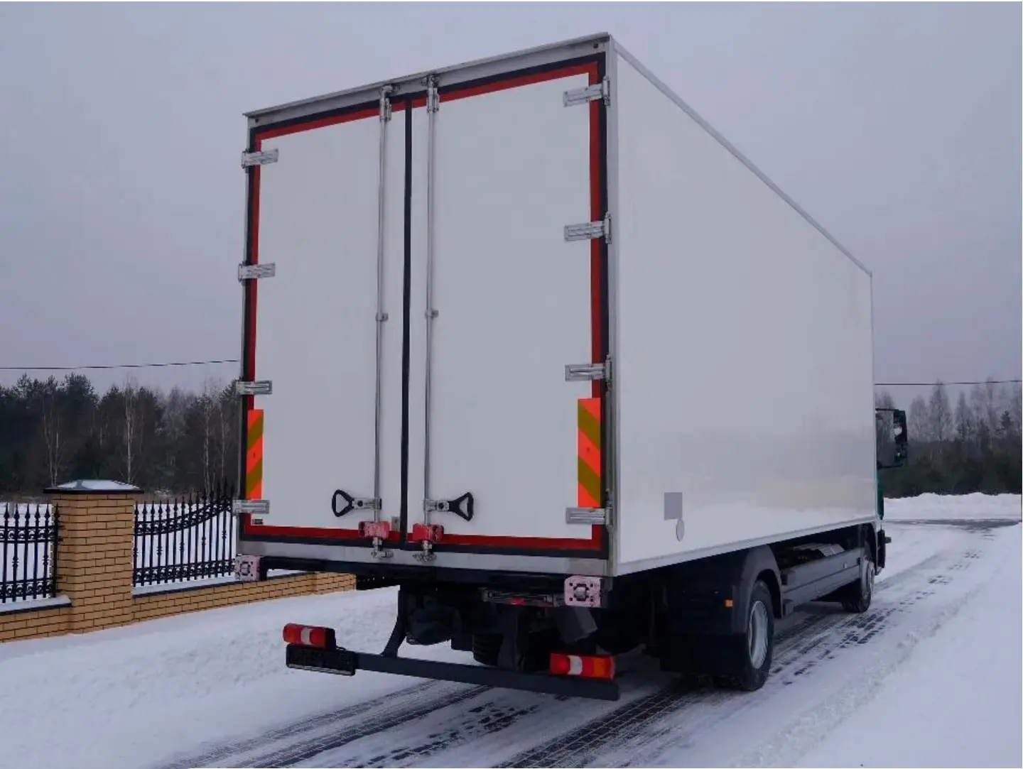 Рефрижератор Mercedes Atego 1230 L, 08/2015 год, 48 кубов, 18 европалет, без пробега по РФ - фото