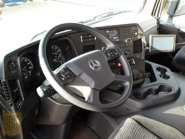 Mercedes-Benz Antos 1824, фургон 47м3, гидролифт 2000кг, Евро-6, г/п 10т, состояние нового - фото 4