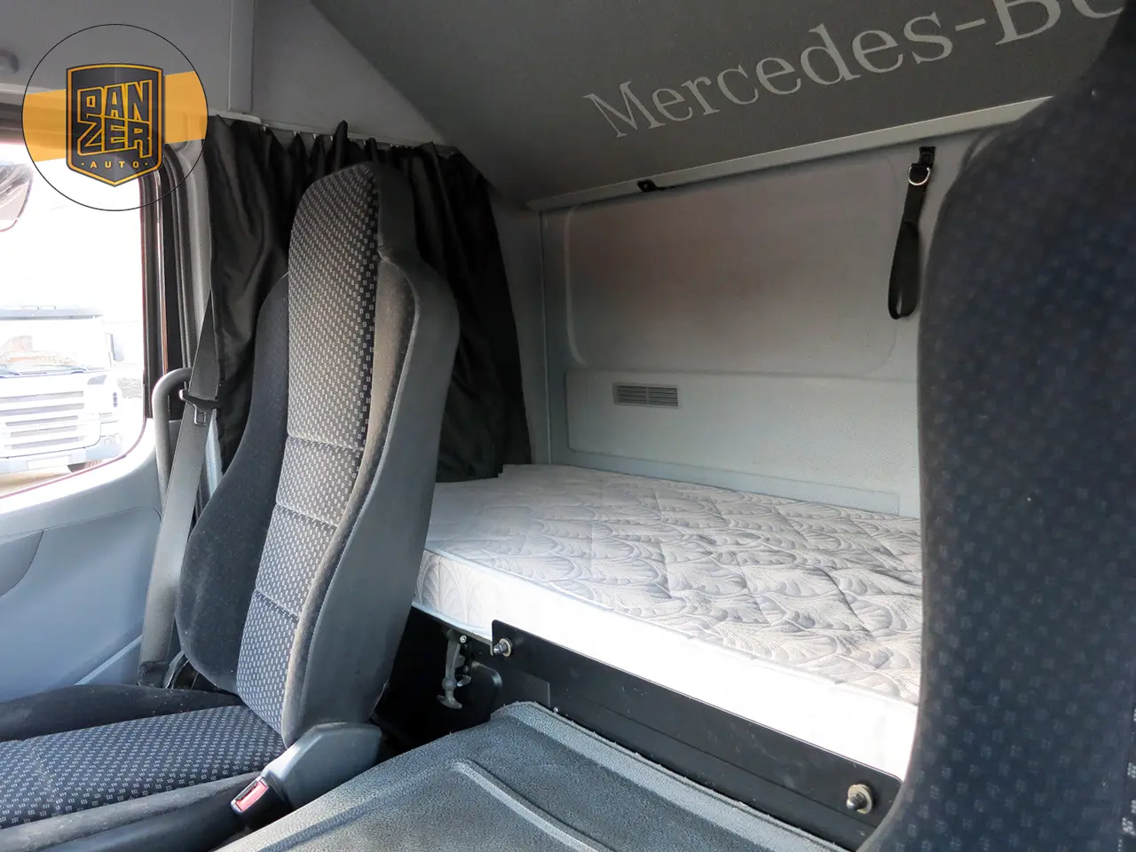 Mercedes Atego 822 L, 2013г, пятитонник, штора-борт 41 м3, 2 спальника - фото 17