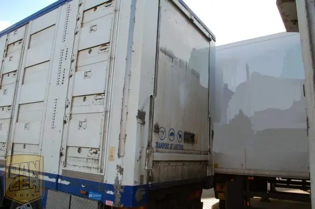 Автопоезд-скотовоз DAF XF 105, 2012г, вместимость 132м3, общая г/п 31т. - фото 2