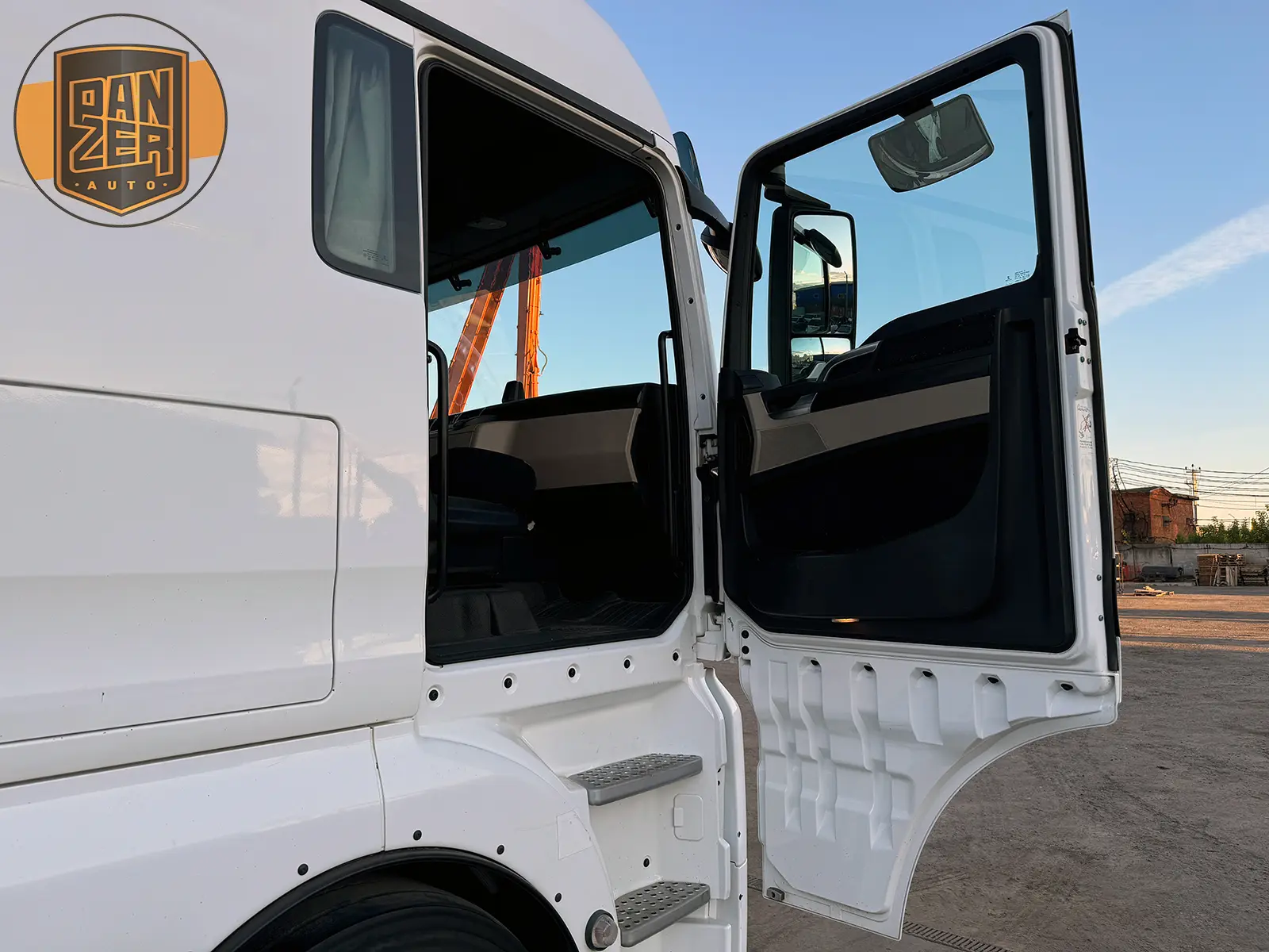 тягач man tgx 18.460, 2017 год, 2 спальника, ретардер 26