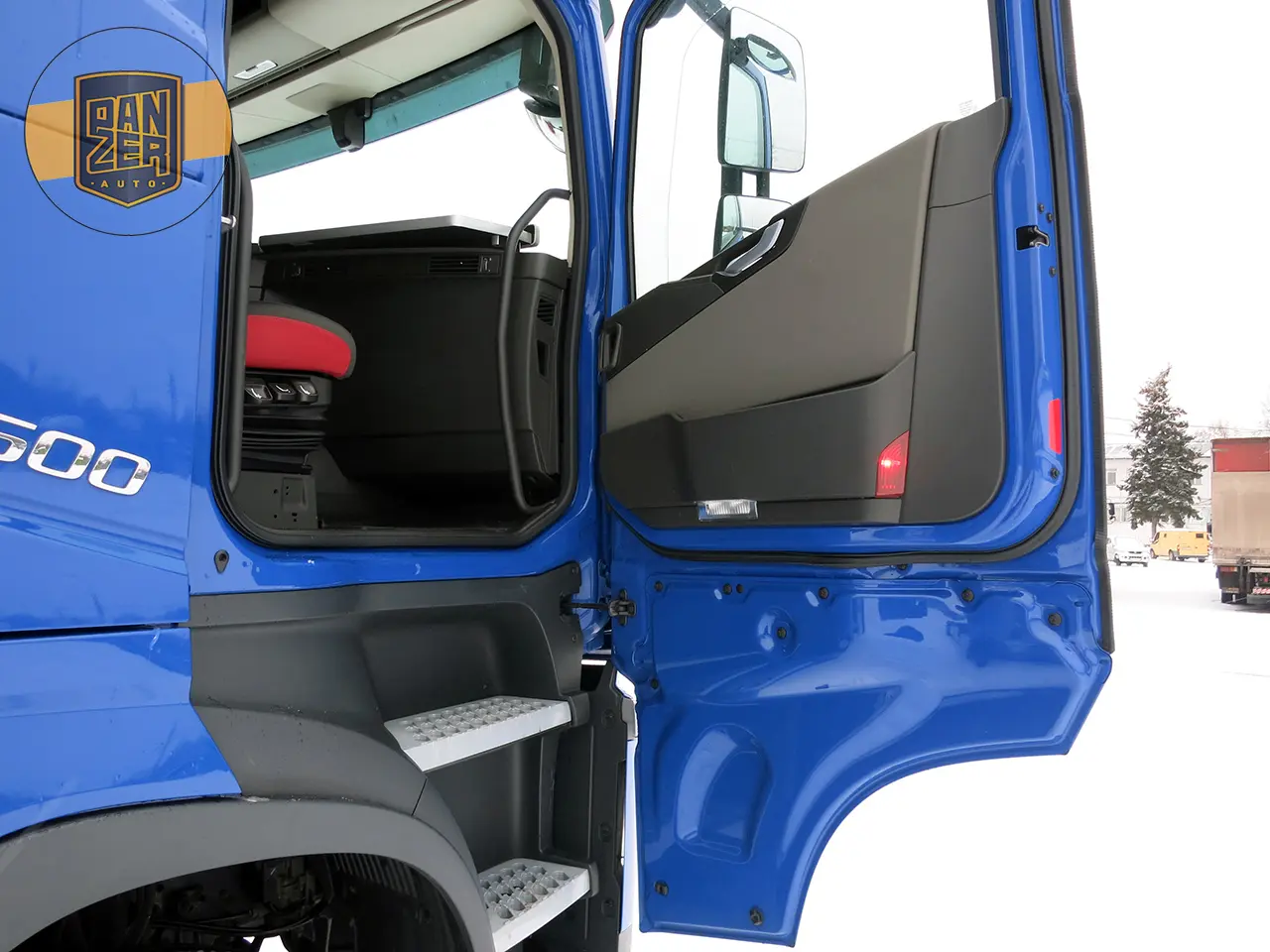 Рефрижератор пятнадцатитонник Volvo FH 500, объем 45 кубов, 2017 год - фото 23