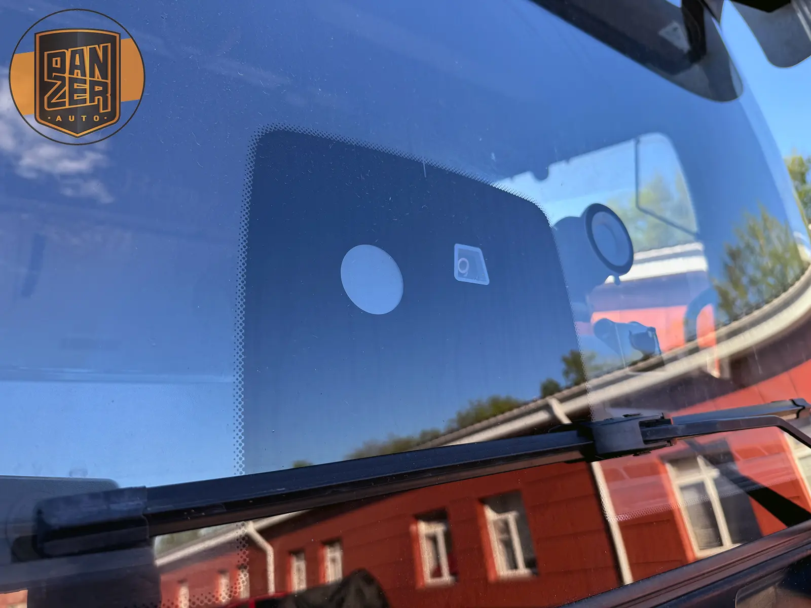 Mercedes-Benz Atego 1230, 2018 год, штора 50 м3, гидроборт, 2 спальника 25