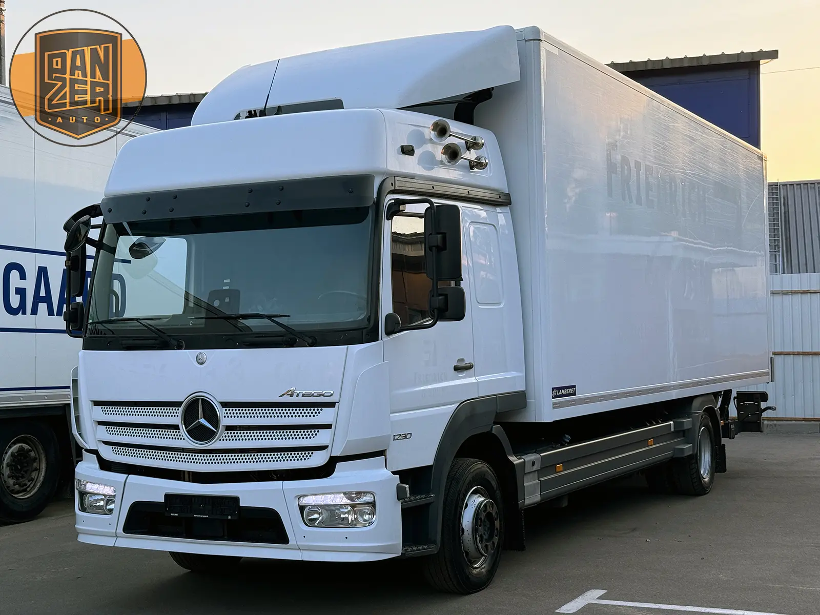 mercedes-benz atego 1230, фургон 18 палет, гидроборт 8