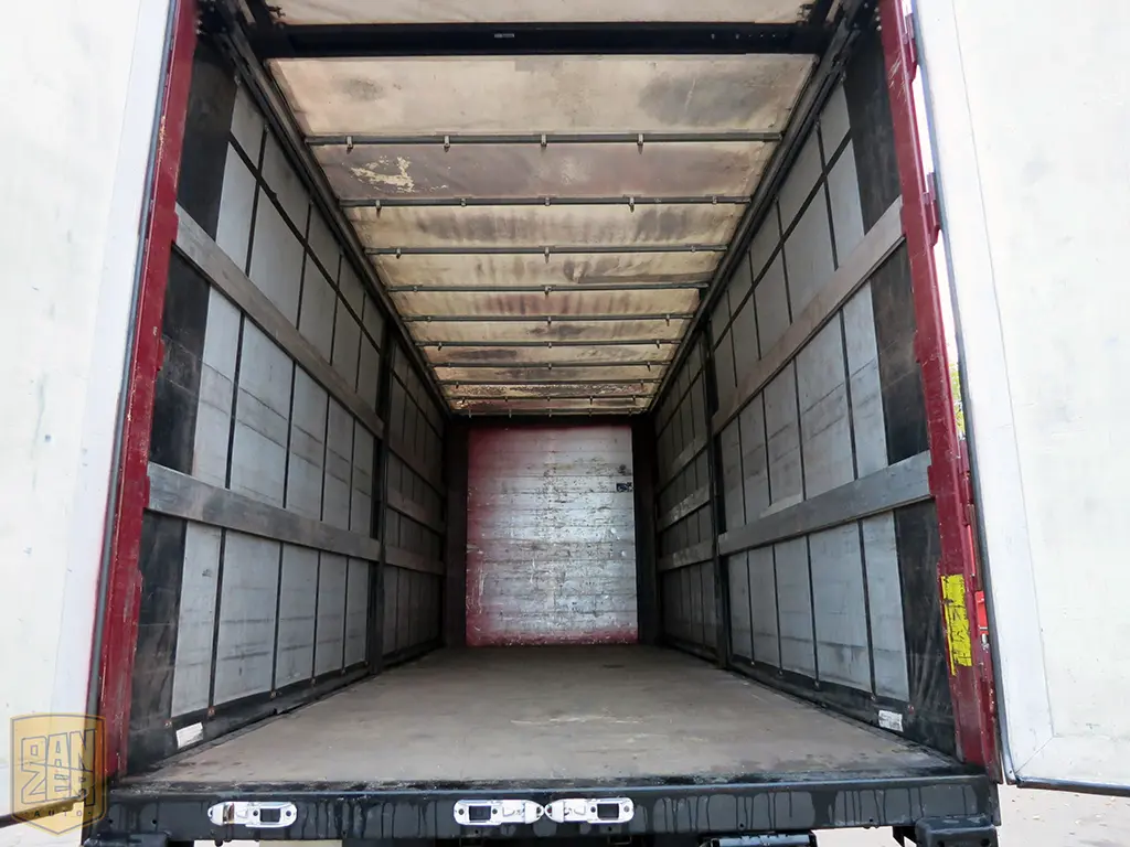 Mercedes-Benz Actros 1841 LL MegaSpace, 52м3 штора, 10-тонник - фото 10