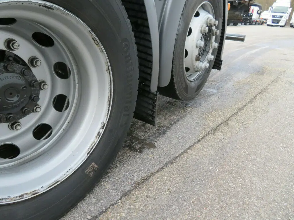 MAN TGX 26.480 контейнеровоз низкорамник БДФ из Германии, 2015 г, кабина XLX, г/п 16т - фото 7