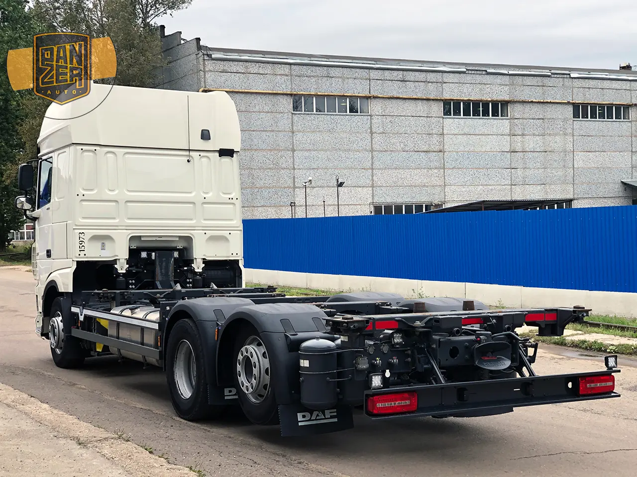 Контейнеровоз БДФ, DAF XF 480 из Германии, 2018г, Super Space Cab, г/п 16т - фото