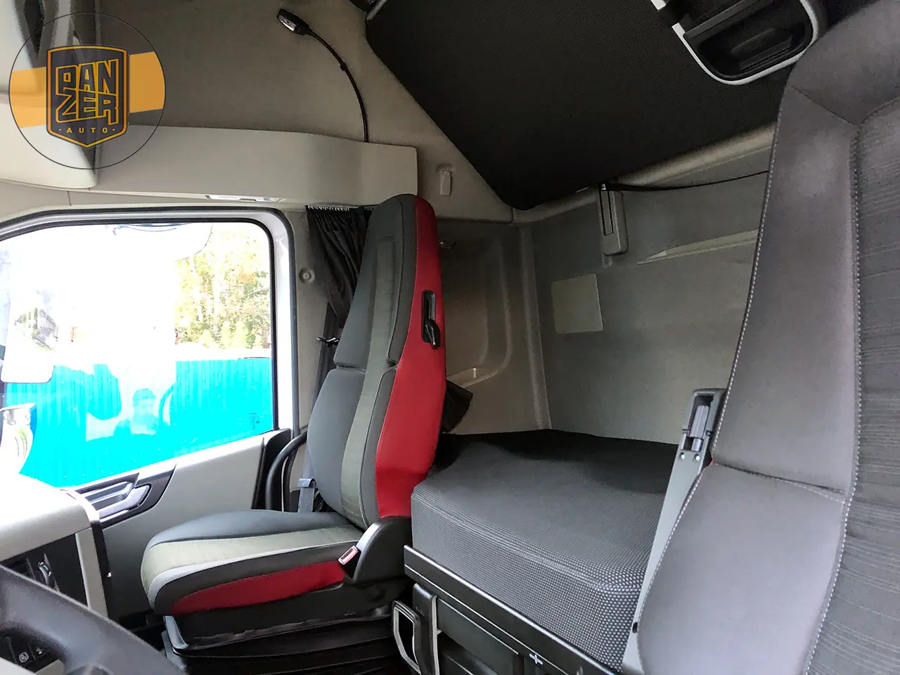 Тягач Volvo FH 500, 2018 год, 6х2, Globetrotter XL, без пробега по РФ - фото-детальных 21