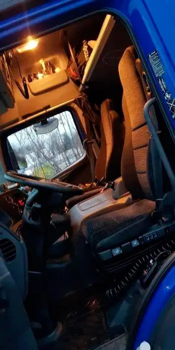 Мерседес Атего 1224, 2014г, штора 53 м3 с гидролифтом - фото 3