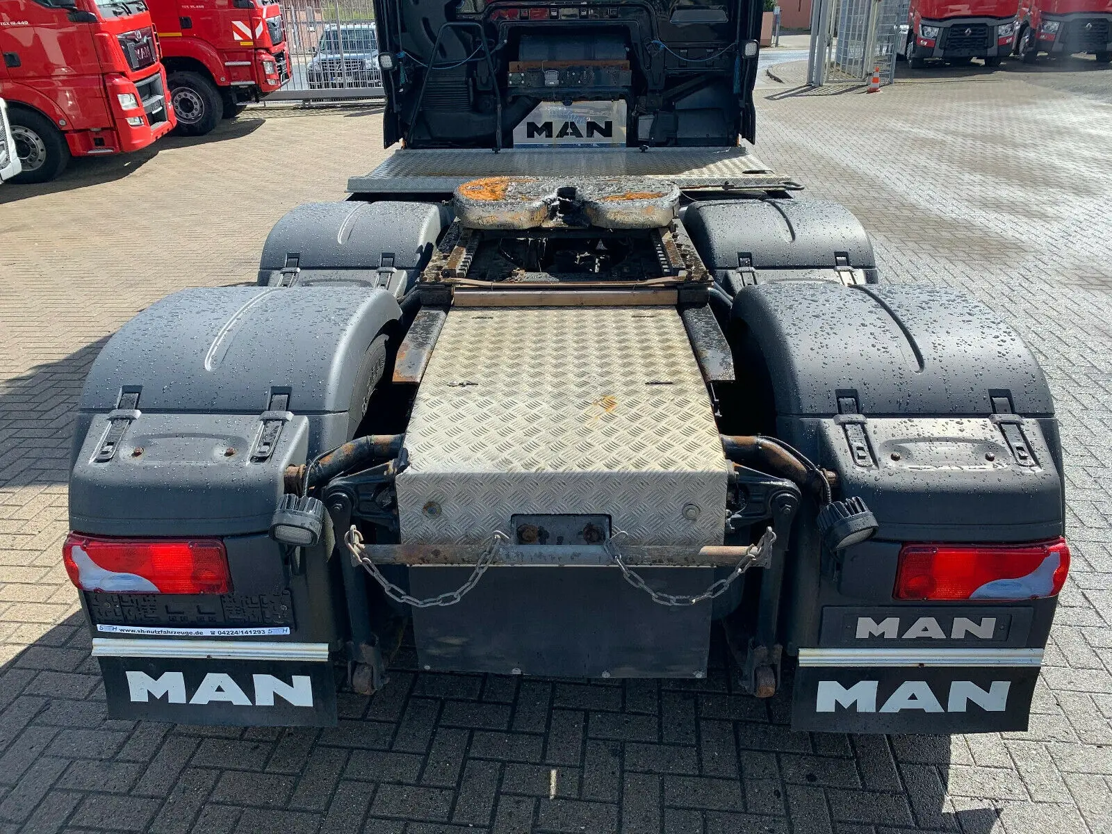 Тягач MAN TGX 26.560, 6х4, 65 тонн, кабина XXL, пневмоподвеска, без пробега по РФ - фото-детальных 2