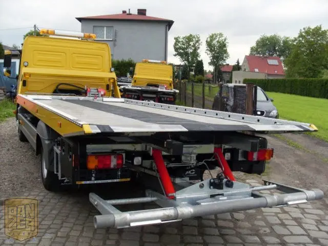 Эвакуатор Mercedes-Benz Atego 818L со сдвижной платформой, очками и лебедкой, 3-х местный салон, 2011г.в. - фото