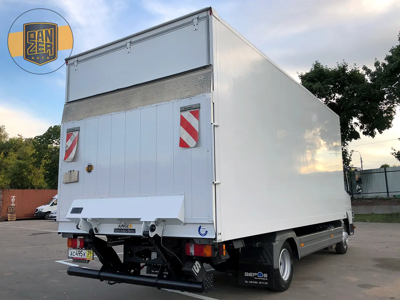 Mercedes Atego 816 L, фургон 36 кубов, 2012 год, гидролифт - фото