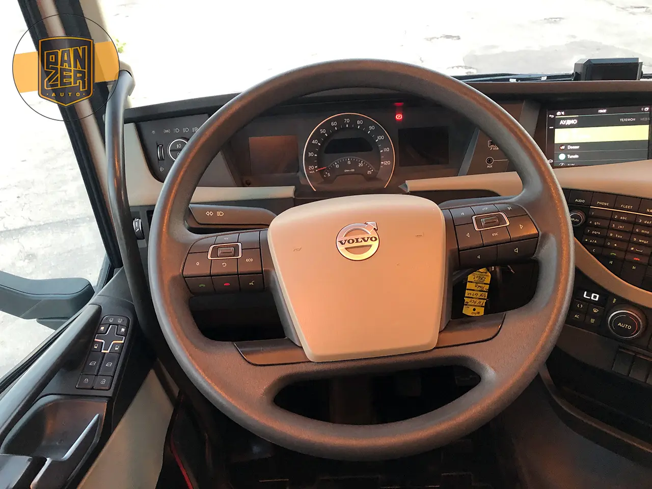 Контейнеровоз БДФ Volvo FH 460, из Германии, 2017г, г/п 17т - фото 25