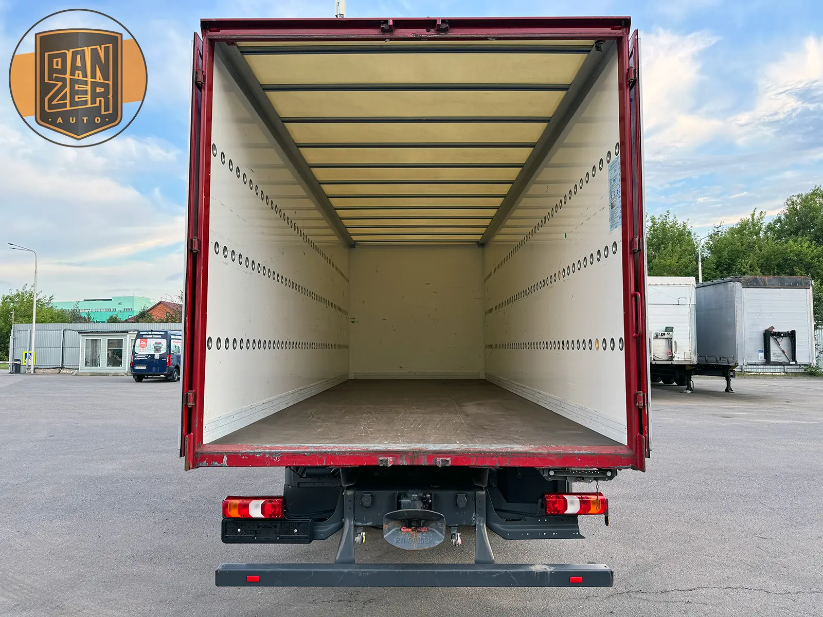 mercedes-benz atego 1230, 2019 год, фургон 18 палет с воротами 2