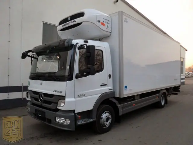 Mercedes-Benz Atego 1224L, рефрижератор 35м3, установка Thermo King TR1200, ворота + гидролифт 1500кг - фото