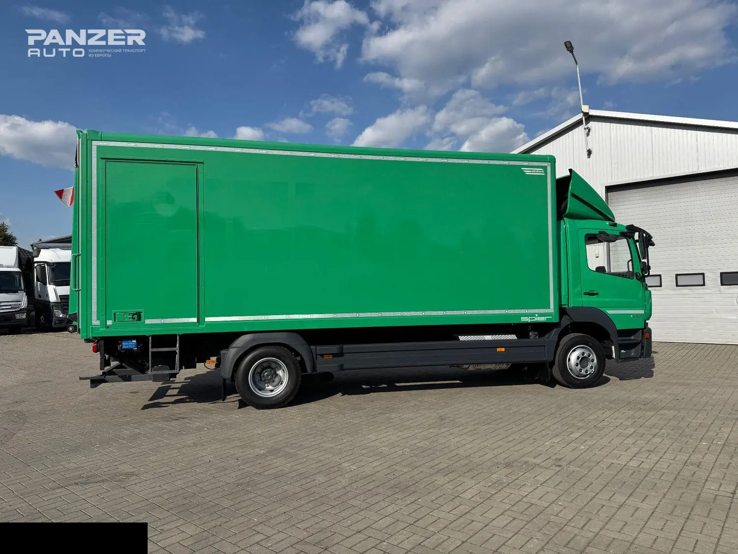 Mercedes Atego 1224, 2019 год, промтоварный фургон м3, гидролифт - фото