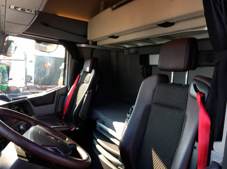 Тягач Renault T 460, 2016 год, 2 спальника, АКПП, без пробега по РФ - фото-детальных 3
