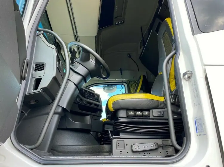 Тягач Volvo FH16 750, кабина XL, 2019 год, 4х2, 2 бака, без пробега по РФ - фото-детальных 3