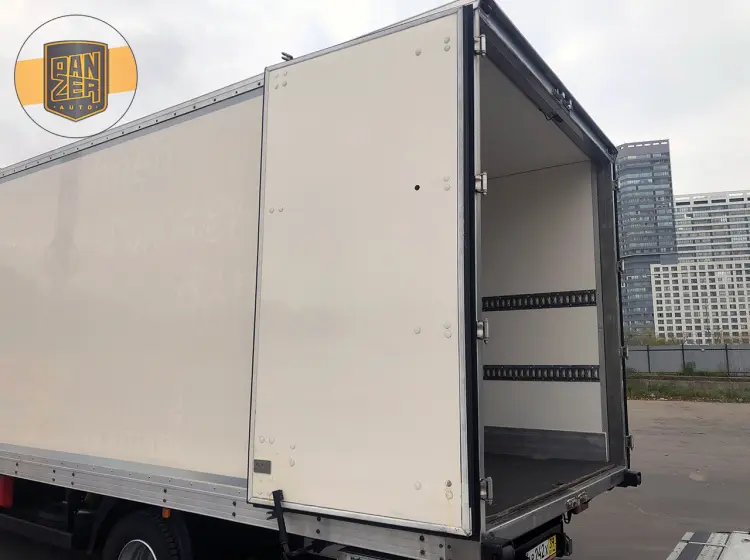 MAN TGL 12.250 BL, рефрижератор до 12тонн, спальник, ворота - фото 23
