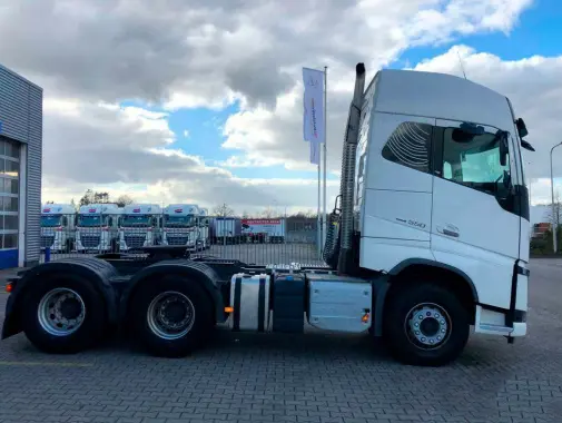 Тягач Volvo FH16 550, 6х4, 2015 год, пневмоподвеска, без редукторов, без пробега по РФ - фото-детальных 7