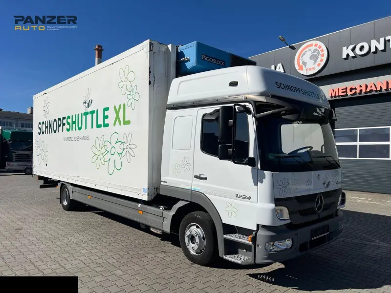 Mercedes-Benz Atego 1224, 2012 год, Евро5, кузов реф 45 куб, ворота, 18 паллет, со спальником | photo 0