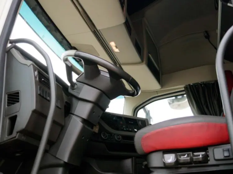 Тягач Volvo FH 460, 2016 год, 469 л.с., кабина Globetrotter XL, без пробега по РФ - фото-детальных 17