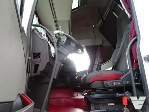 Тягач Volvo FH 540, 6х2, Globetrotter XL, двускатный ленивец сзади, без пробега по РФ - фото-детальных 13