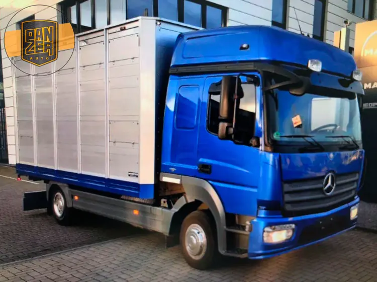 Грузовик для перевозки животных Mercedes Atego 1023, 2014 год, алюминиевый скотовоз 28 м3 - фото