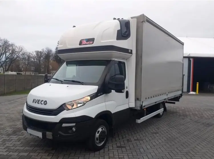 Iveco Daily 35C18, 2018 год, спарка, штора-борт 30 м3, гидроборт, полная масса 3500 кг, спальник - фото 6