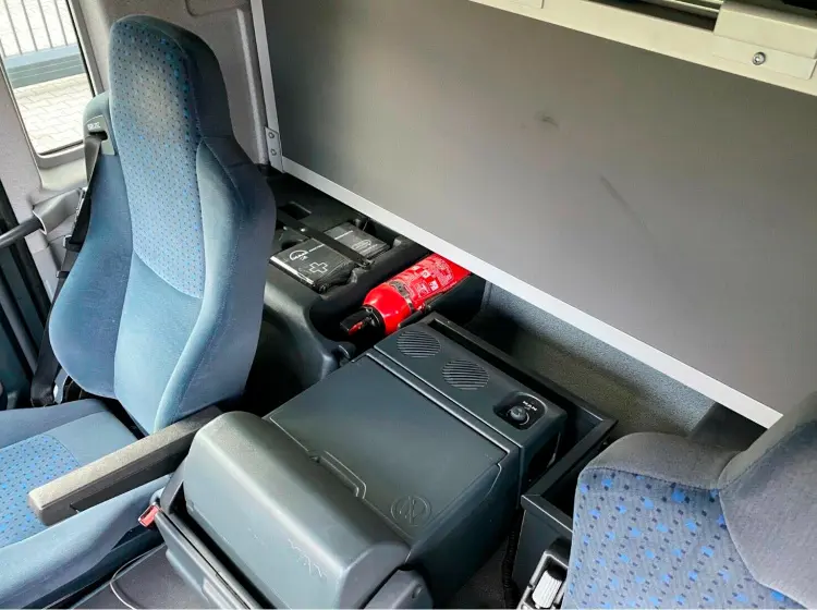 Автовоз на 3 авто MAN TGL 12.240 BL, спальная кабина, без пробега по РФ - фото 18