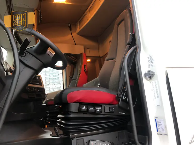 Контейнеровоз БДФ Volvo FH 460, из Германии, 2017г, г/п 17т - фото 3
